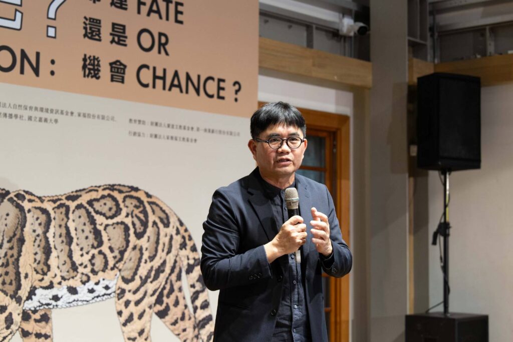 ▲臺博館館長陳登欽致詞時表達對此展以視覺與故事傳達留住珍貴物種的信念。（圖/臺博館 提供）
