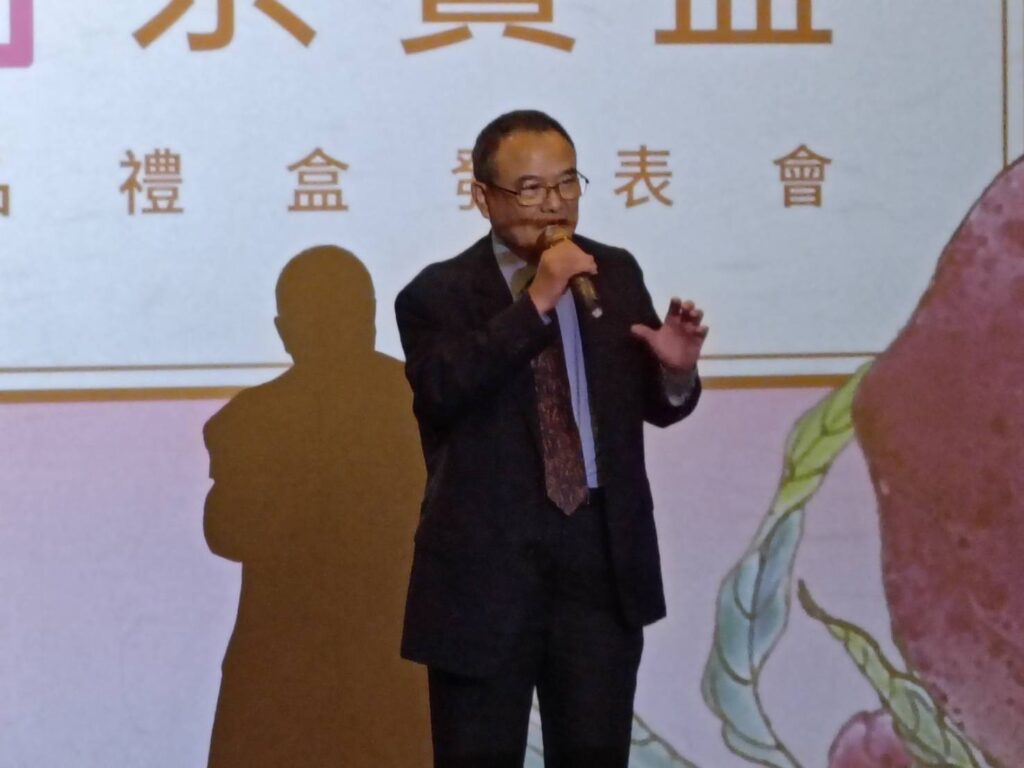 ▲故宮院長蕭宗煌致詞時表達對與桃園市政府合作推出茶禮盒的期待與歡喜。（記者 辛澎祥/攝 ）