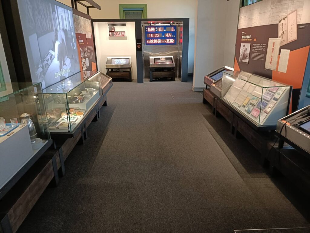 ▲臺博館展出中的氛圍地影像建築展，臺灣是全球巡迴展的第二站。（記者 辛澎祥/攝）