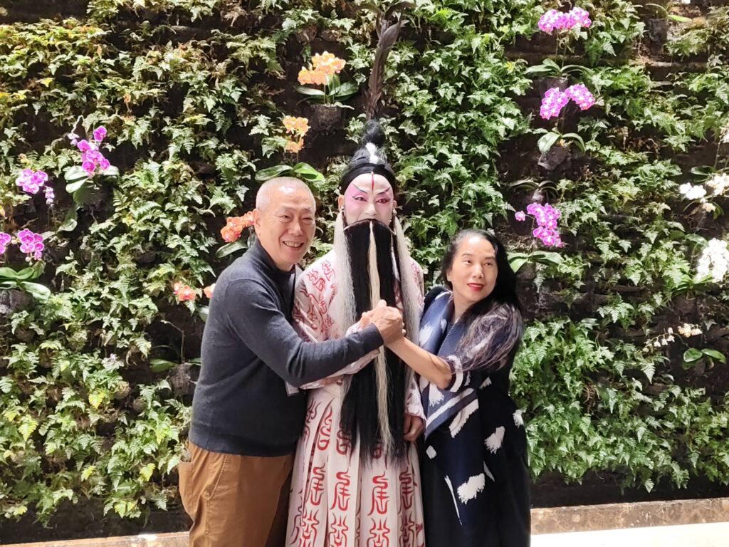 林秀偉（右起）吳興國與王冠強，三人聯手為臺灣京劇奉獻一生心力。（記者 陳安婷/攝）