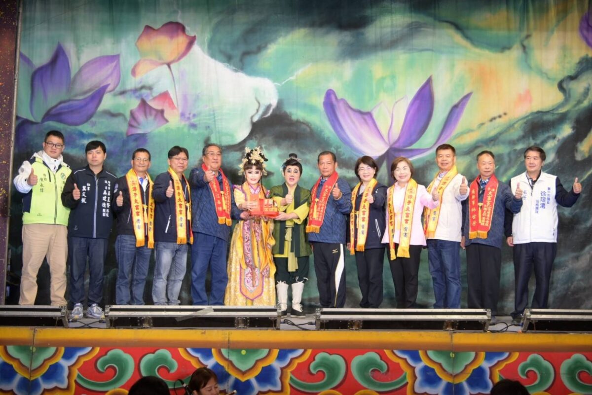 2026臺中傳藝巡演潭子大富宮登場   明華園經典喜劇逾4千名觀眾同樂