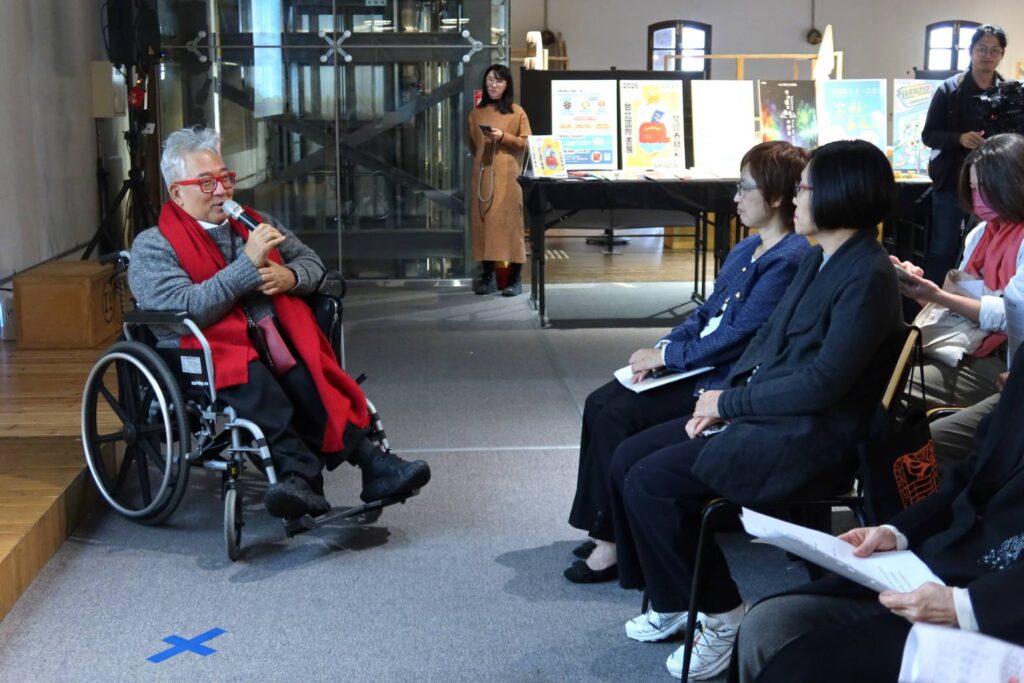 ▲台北國際書展基金會董事長郝明義(左)說明今年書展所呈現的亮點,讓愛書人及社會大眾走入書展會場體驗書訊的不一樣。(圖/台北國際書展基金會 提供)