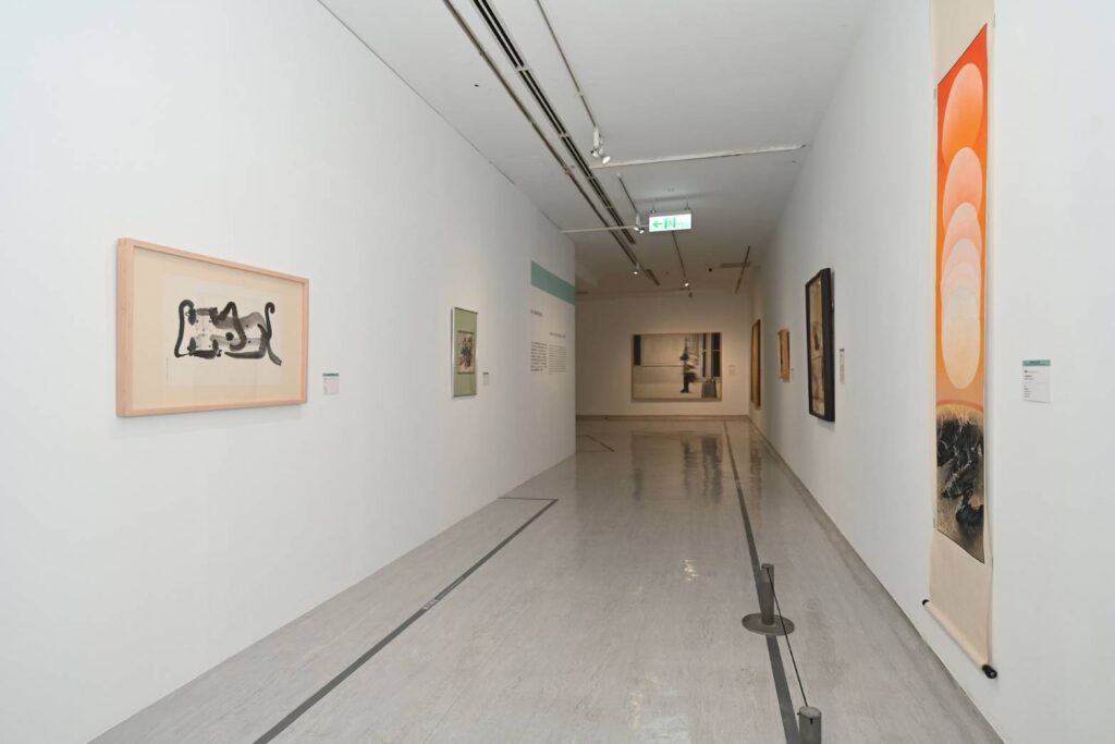 ▲國美館展出時代印記-國美典藏常設展,許多珍貴的史料備受關注。(圖/國美館 提供)