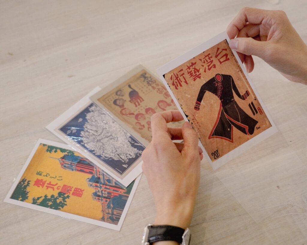 「飛馬傳書」明信片活動，可於乘載特色歷史圖像的明信片上，寫下對未來的祝福與展望。（圖/國家攝影文化中心提供）