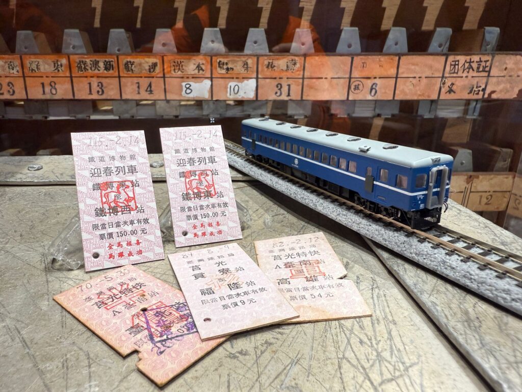 初三至初六參與乘車體驗將獲得「新春特別版紀念車票」。（圖/鐵博提供）