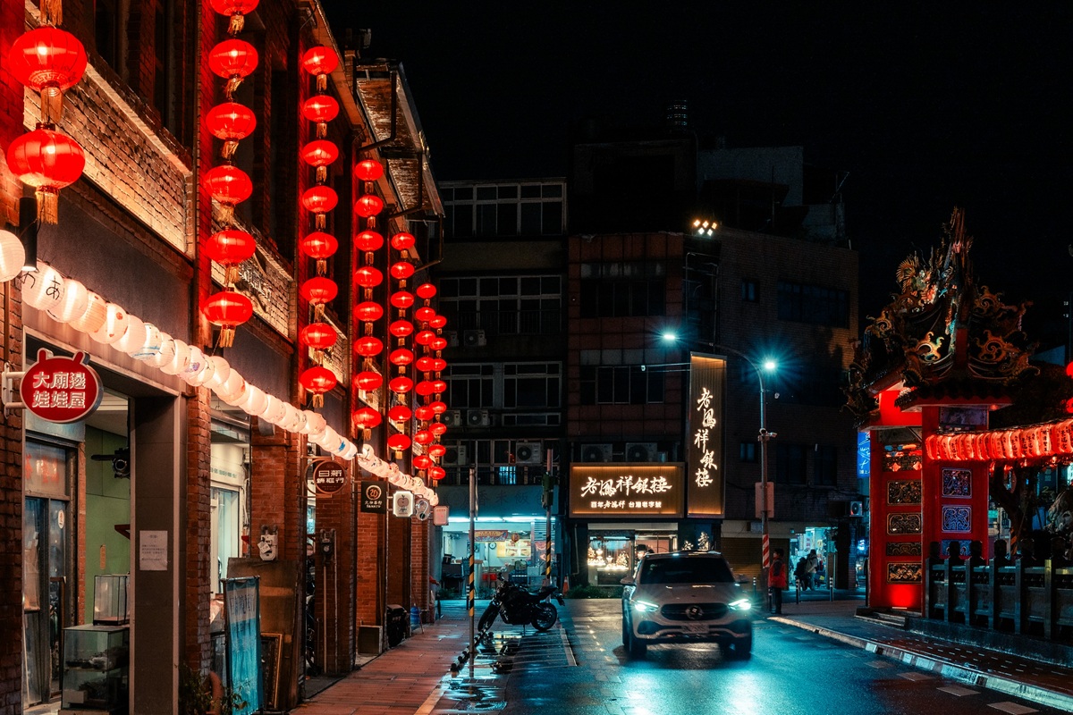 遊燈會做任務拿大禮包 「夜光城市探險」玩遍桃園舊城