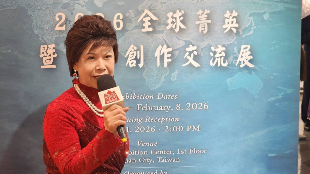▲擔任全球菁英學術創作交流展活動總召的王美美理事長,說明了此次活動的意義與展現的文化價值,讓國際社會看到臺灣豐沛的創作能量。(記者 辛澎祥/攝)