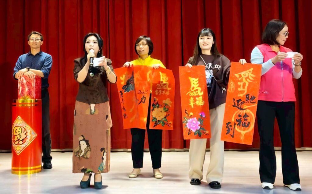 ▲彰化生活美學館名家寫春聯活動,成為年節重要指標。(圖/國立彰化生活美學館 提供)