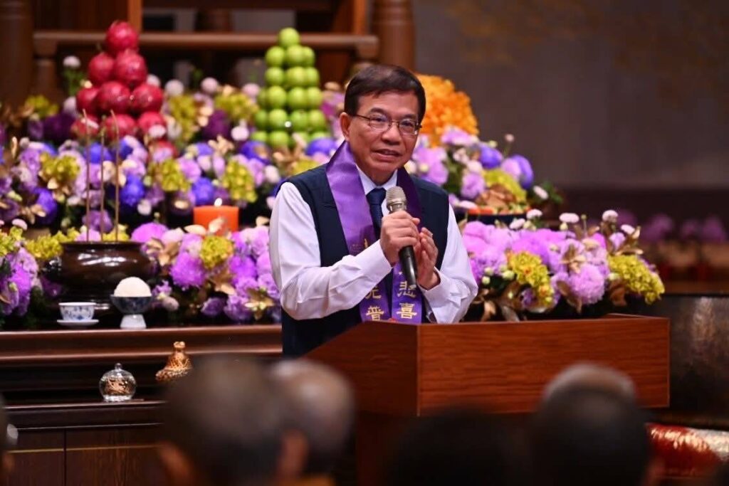 ▲中華郵政公司董事長王國材致詞時表達與佛光山的合作發行新郵，感到無比榮耀與喜樂。（圖/中華郵政 提供）