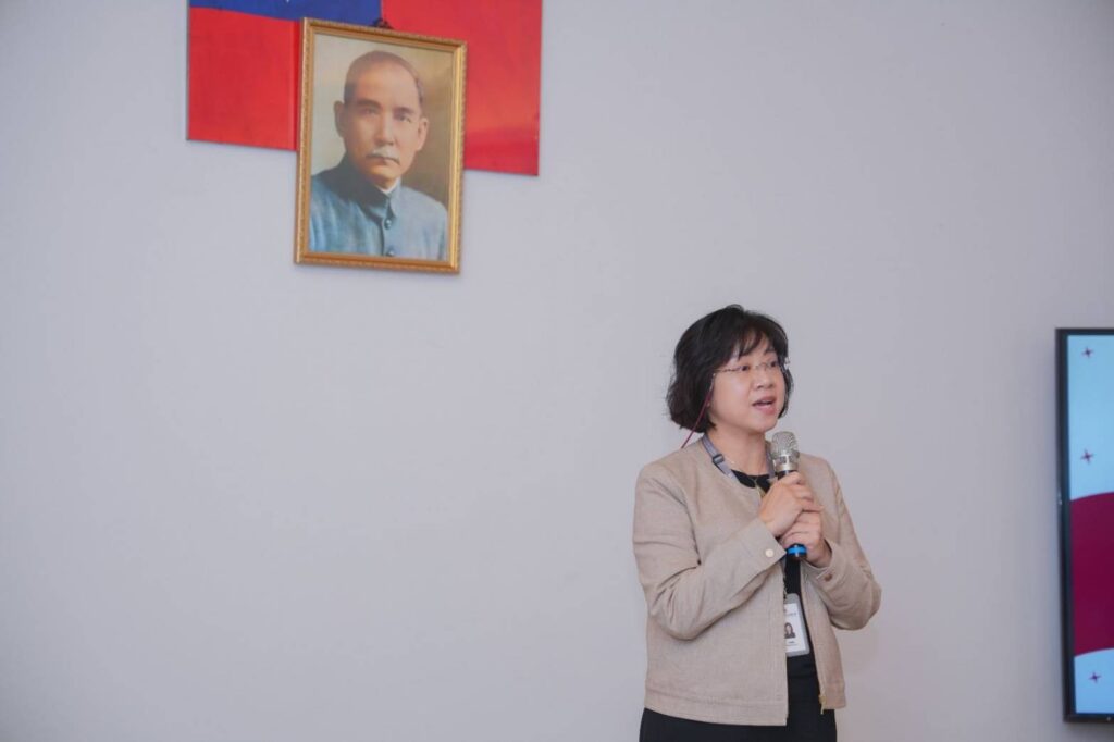 ▲新任臺南國家美術館籌備處主任莊佩樺致詞時表達任重道遠的心情。(圖/文化部 提供)