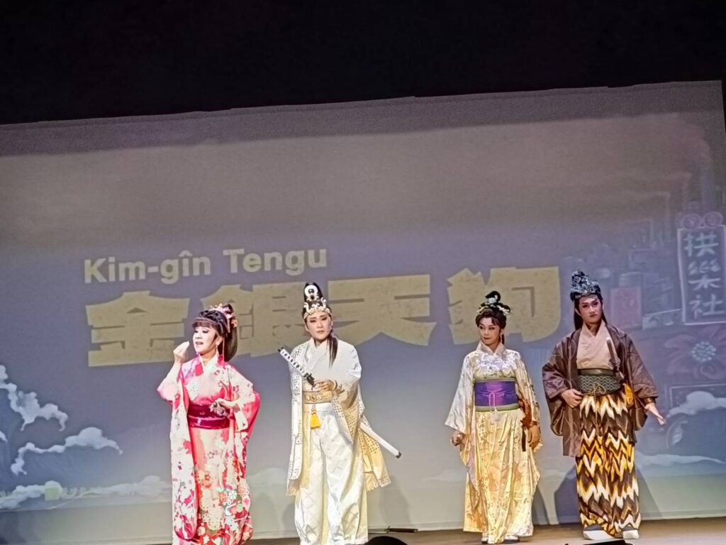 ▲由臺北戲曲學院新生代演員所演出的新戲碼，格外受到好評。（記者 辛澎祥/攝）