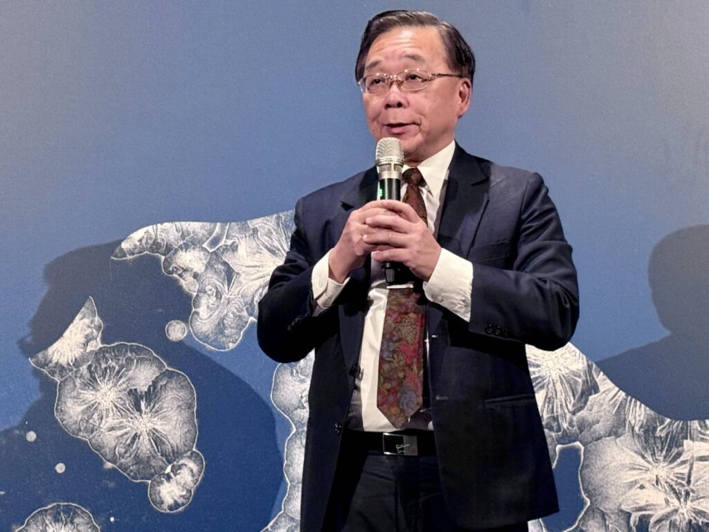 ▲史博館館長洪世佑致詞時表達對陶藝家范振金的正面推崇與讚譽。（圖/史博館 提供）
