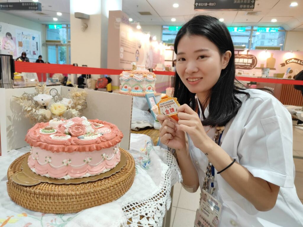▲奶油蛋糕社會組選手郭懿瑩，以｢辦桌｣為題材，首次參賽便奪得冠軍。（圖/主辦單位 提供）