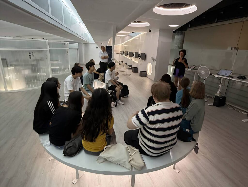 ▲此展所呈現的當代虛擬詩篇,備受關注與討論。(圖/國美館 提供)