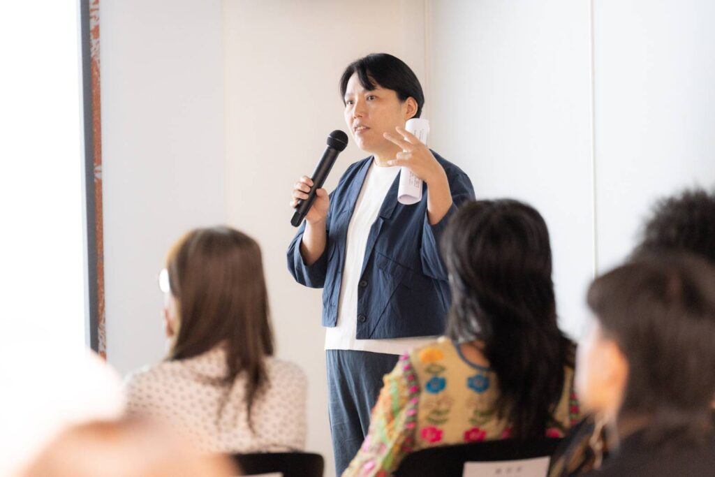 ▲本展策展人呂佩怡表示,本屆雙年展將邀請30多組藝術家參展,作品呈現多元與細膩,豐富與大器。(記者 辛澎祥/攝)