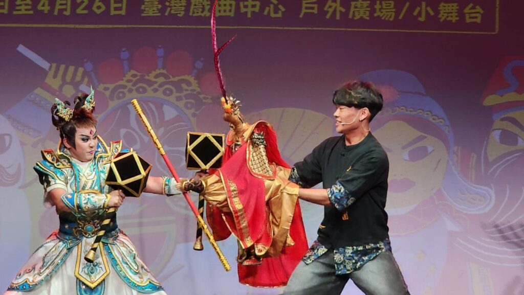 ▲劇情對陣相當精彩，展現傳統戲曲的優質與玄妙。（記者 辛澎祥/攝）