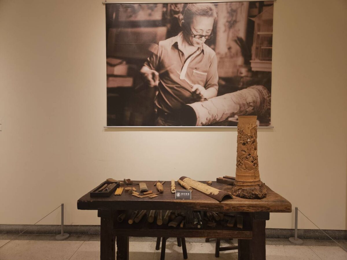 臺中市傳統竹雕保存者陳春明紀念展   經典巨作竹林七賢領略刀工生命力