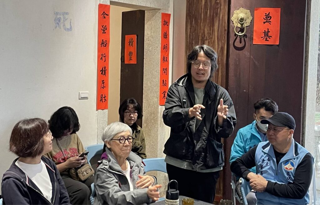 ▲金門縣文化局長陳榮昌(右)歡迎台南生活美學館及利澤國際偶戲藝術村進駐。(圖/金門文化局 提供)