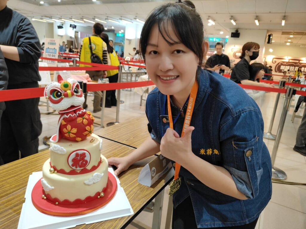 ▲翻糖動態選手蘇映帆，以維妙維肖的舞獅「慶」，繼續蟬聯冠軍。（圖/主辦單位 提供）