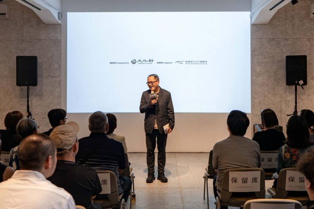▲臺灣生活美學基金會董事彭俊亨致詞時表達對本屆展覽主題的重視與彰顯的意義。（圖/C-LAB提供）