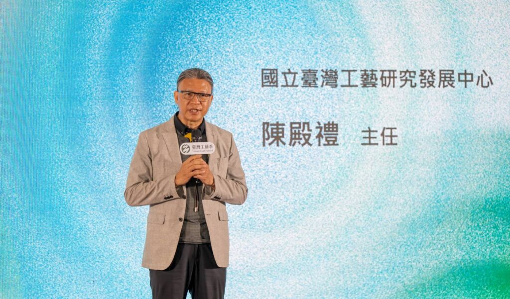 ▲工藝中心主任陳殿禮指出,今年工藝季延續慢活SLOHAS理念,並在工藝水哲學的基礎上,強調以人為本且順應自然的價值。(記者 辛澎祥/攝)