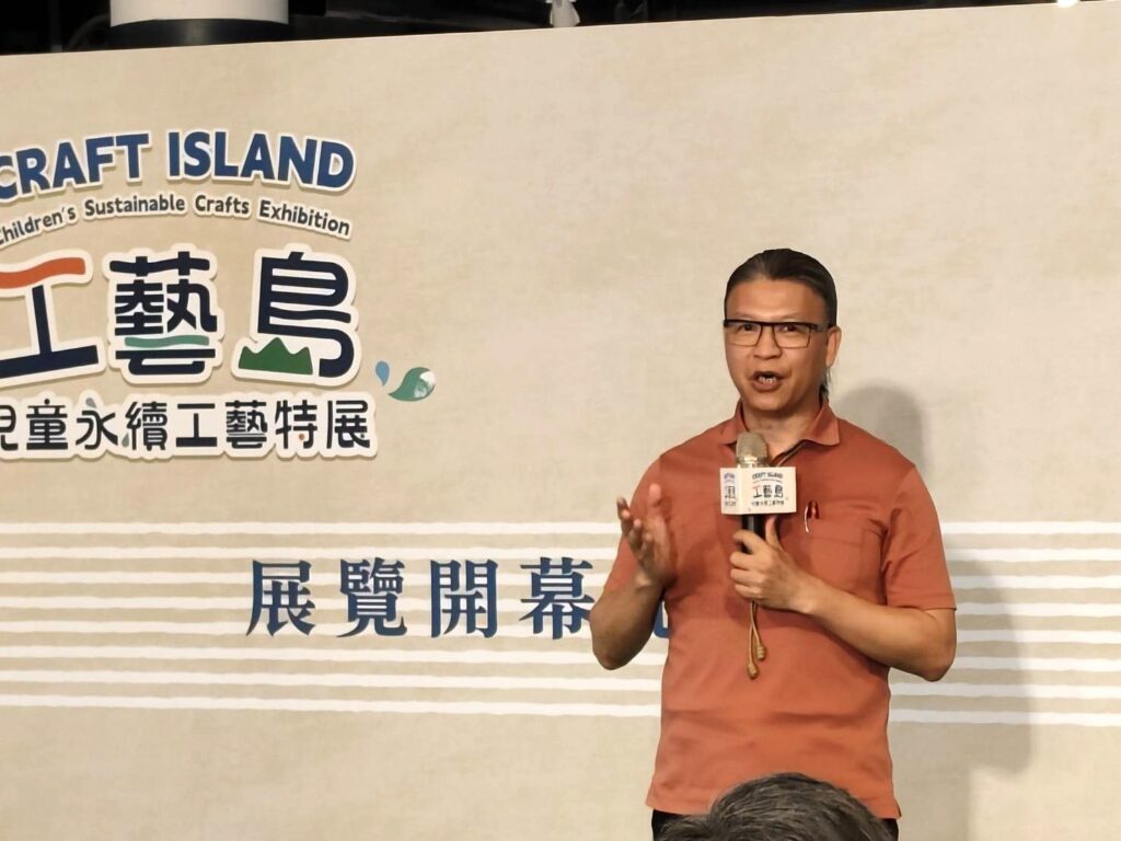 工藝中心主任陳殿禮對文化平權十分重視。（記者 陳安婷/攝）