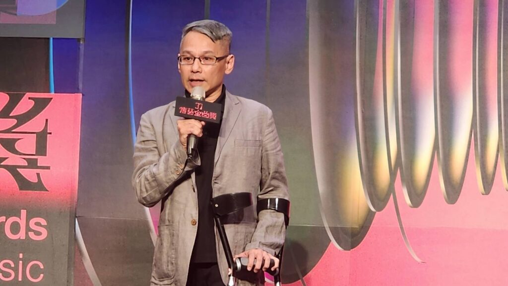 ▲傳藝中心副主任王逸群致詞時說明本屆傳藝金曲獎的特色與參賽作品的質量內容,創下歷年來不同的傳統藝術發展景觀。(記者 辛澎祥/攝)