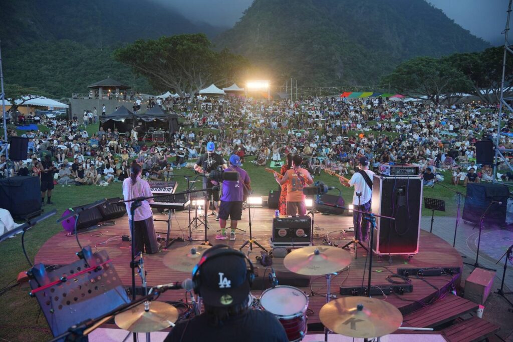 ▲東海岸大地藝術節的音樂團體受到民眾的熱烈歡迎。(圖/東海岸 提供)