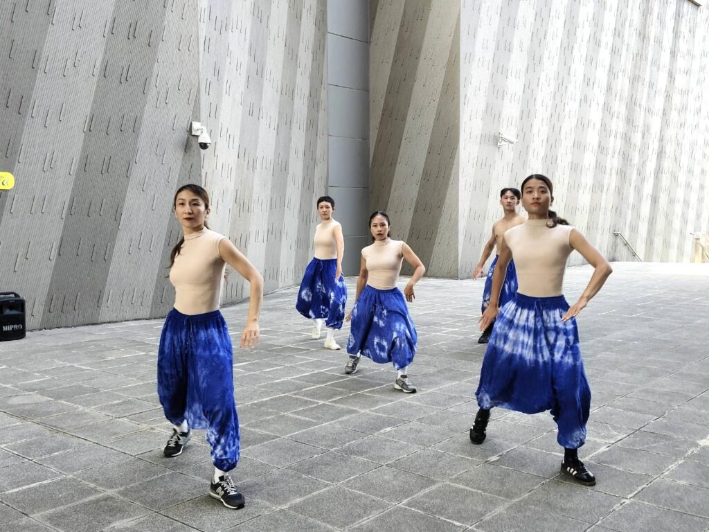 君舞蹈劇場去年參加愛丁堡藝穗節受到好評,今年代表臺灣參加法國「外亞維儂藝術節」。(記者 陳安婷/攝)