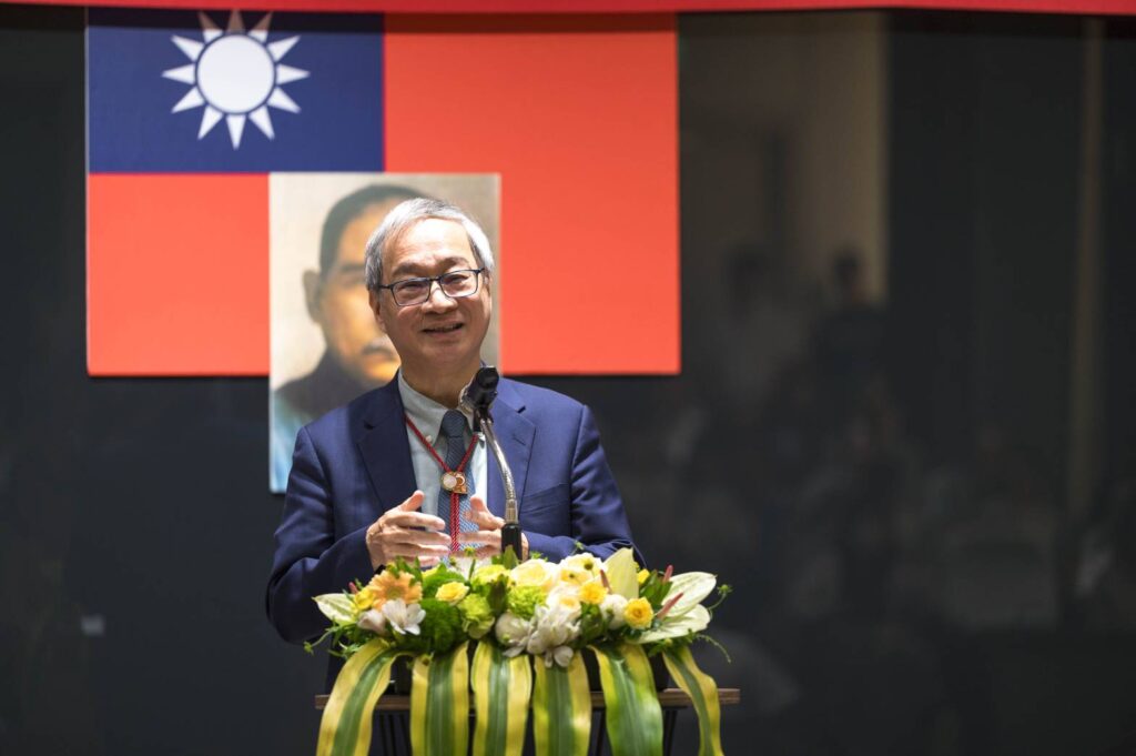 ▲文化部長李遠主持工藝中心主任交接儀式典禮，並對兩位新舊主任表達祝福與期待之意。（圖/文化部 提供）
