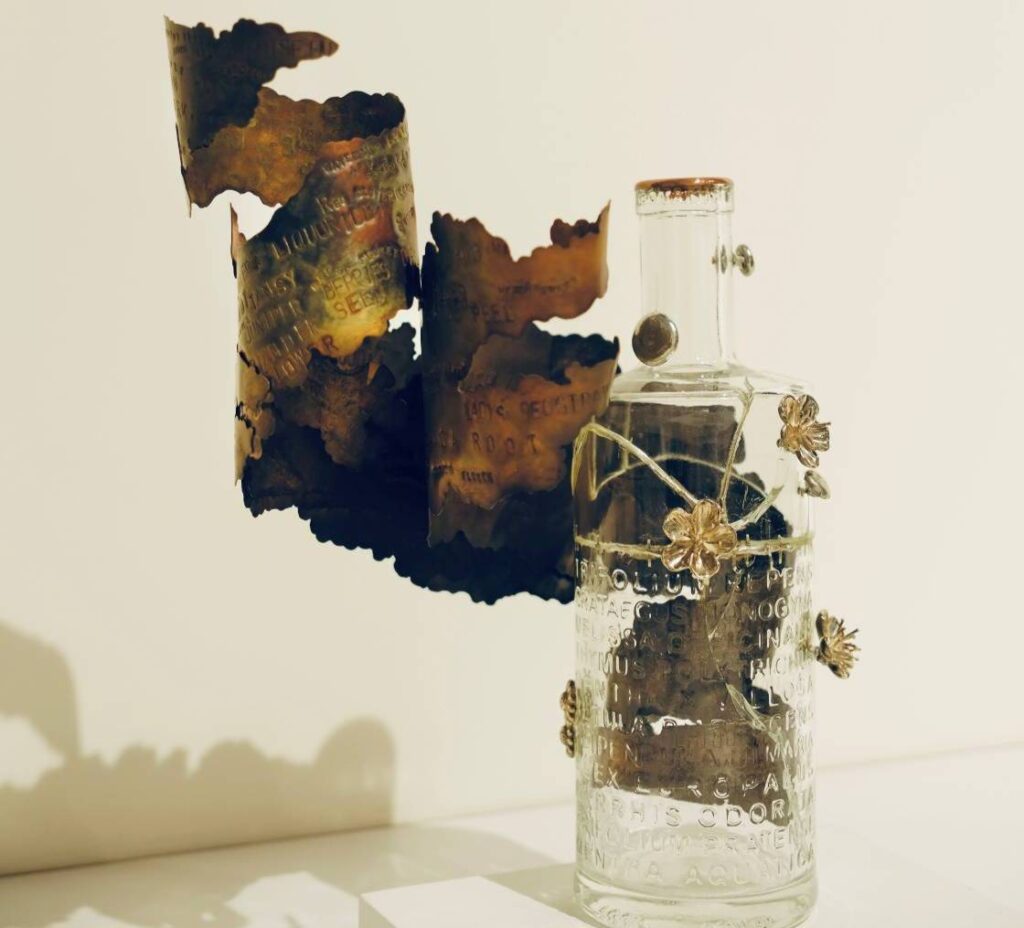 ▲此檔展出的作品呈現材質碰撞與技法的對話，備受重視。（圖/工藝中心 提供）