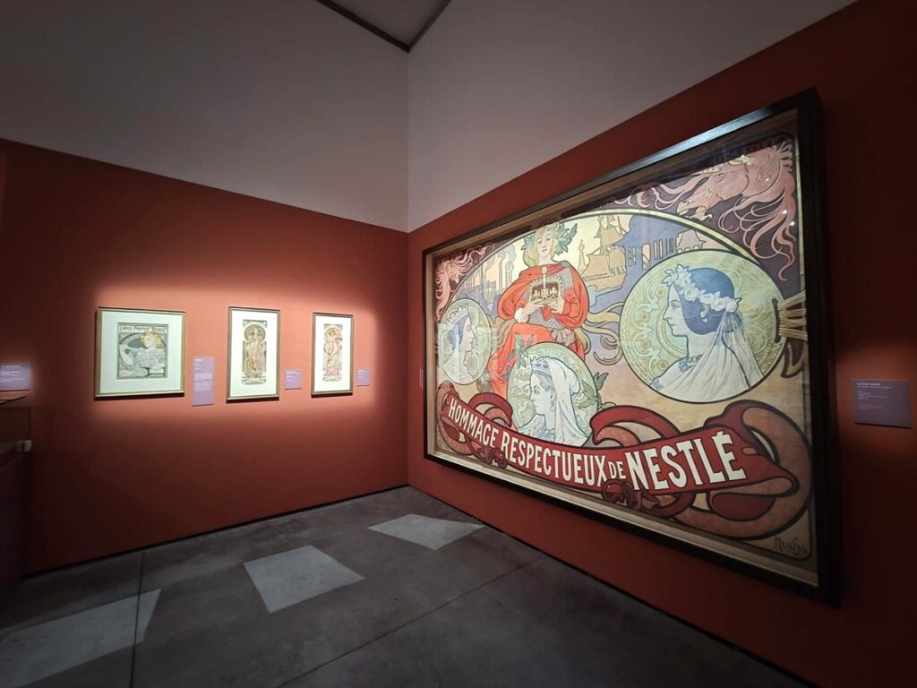 風靡全球的捷克藝術巨擘阿爾豐斯・慕夏（Alphonse Mucha）在臺南國家美術館展出156件真跡作品。（圖/文化部提供）