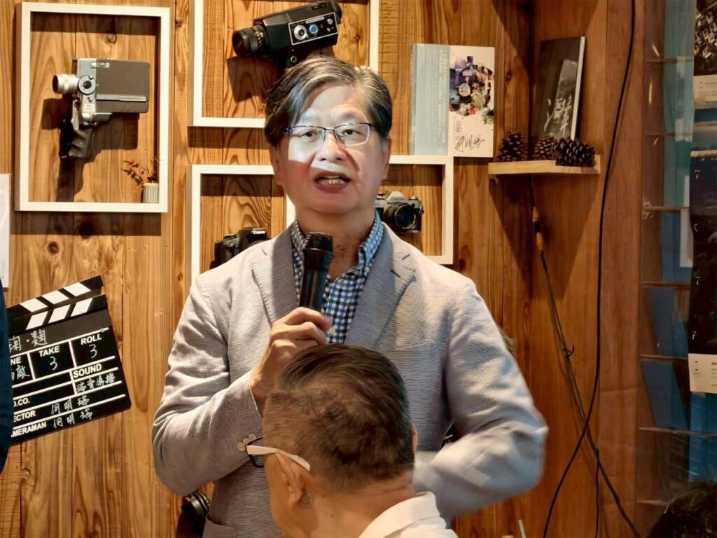微光行動協會盧克文理事長鼓勵團隊健康看待「募款」的必要，透過激發善的內在並予以回應。