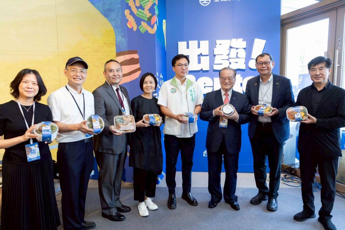 全臺首座台鐵便當體驗店進駐鳳山車站  亮麗登場