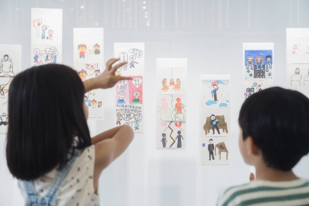 ▲孩童在兒藝特展中找到自己的學習興趣。(圖/桃園兒美館 提供)