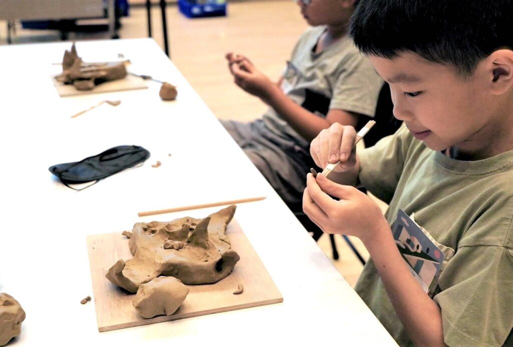 ▲從學習中感受樂趣,讓兒藝特展備受好評。(圖/桃園兒美館 提供)