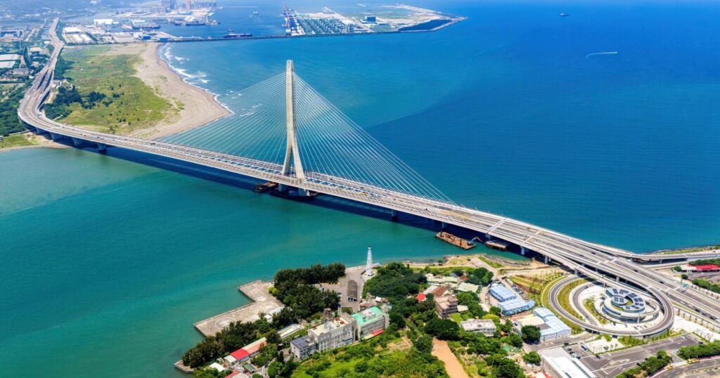 ▲隨著淡江大橋、三鶯捷運線等重大建設陸續推進,新北將開啟區域觀光發展新軸線。(圖/新北市觀旅局 提供)