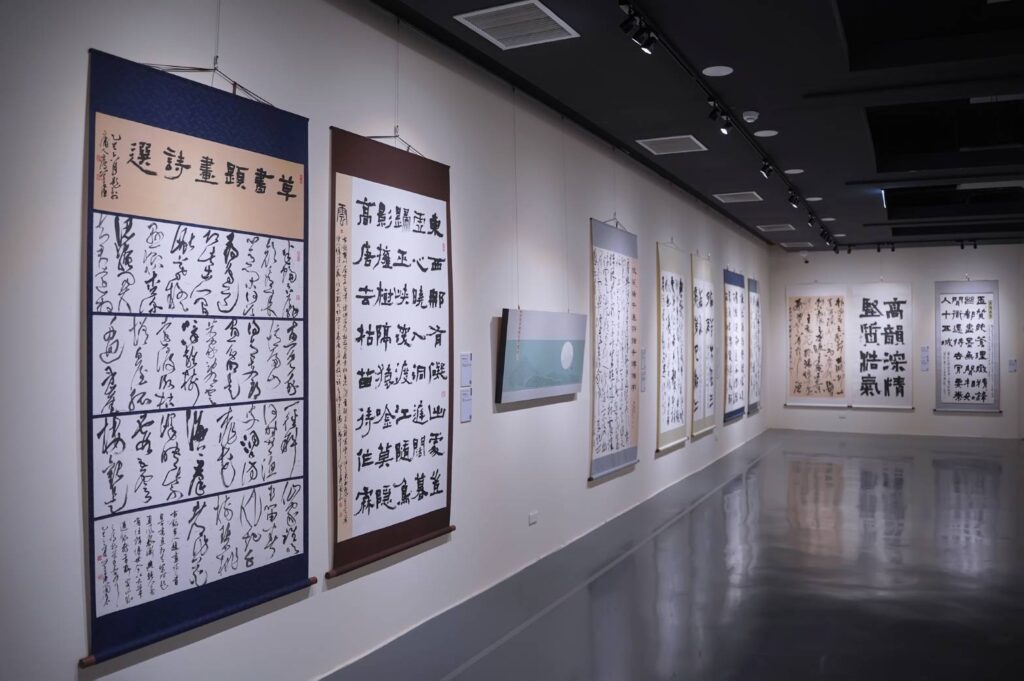 ▲於新營文化中心展出中的中山青年藝術獎典藏巡迴特展,受到外界高度的關注與期待。(圖/國父紀念館 提供)