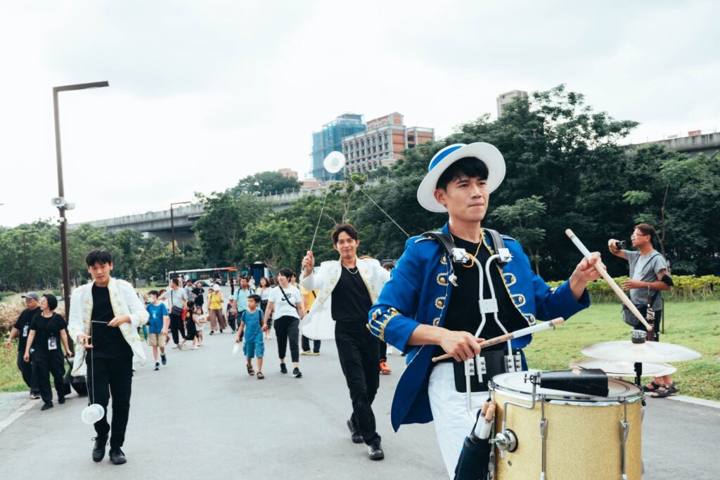 多組街頭藝術家於8月1日、2日兩天帶來移動式巡演及定點演出。(圖/文化局提供)