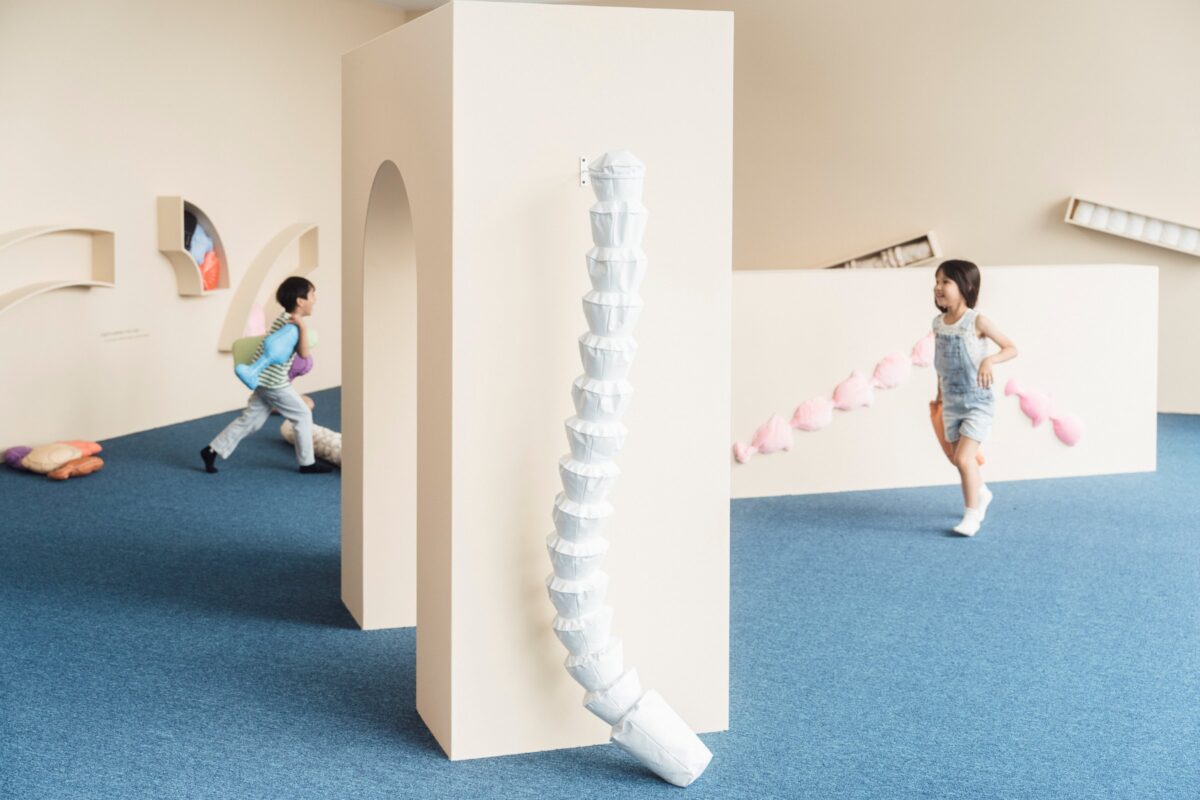 桃園市兒美館兩週年  攜手校園深耕美學教育  入館人次穩健成長