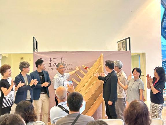 魯班學堂走進台江藝廊   近50件榫卯實木作品   看見傳統工藝如何走進當代生活