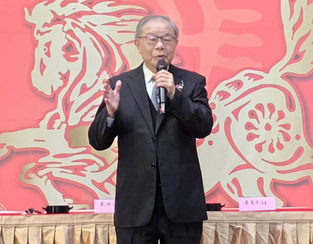 智慧e筆大突破  張炳煌的數位筆呈現書法科技的驚豔成果  海內外演講邀約不斷  讓人讚嘆